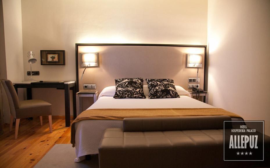 Hotel Hospederia Palacio De Allepuz Esterno foto